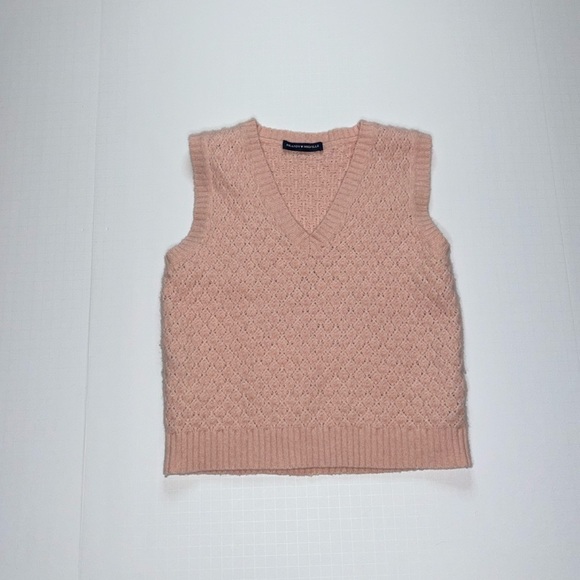 Brandy Melville Sweaters - Brandy Melville Baby Pink Sweater Vest